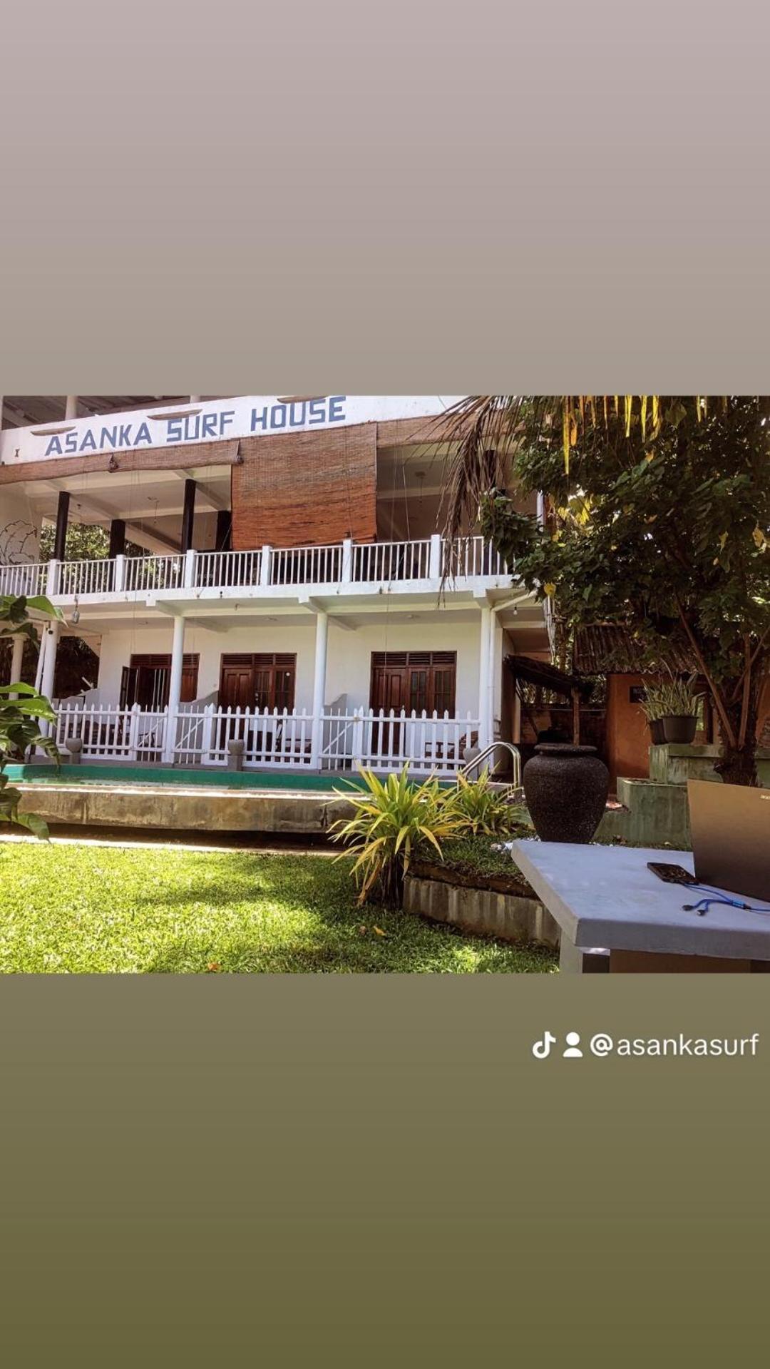 Bed and Breakfast Asanka Surf House & Resturant Midigama East Exterior foto